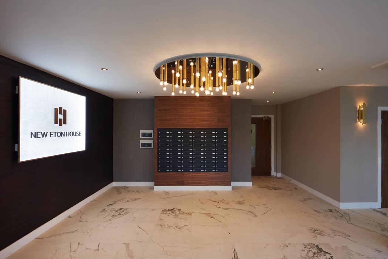 Seven Living Slough - Free Parking & Fast Wi-Fi Appartement Buitenkant foto